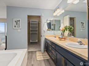 2325 Harbor Avenue SW B1, Seattle WA 98126