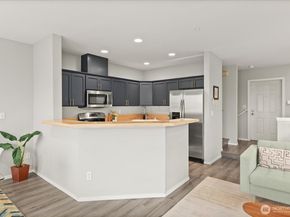 2325 Harbor Avenue SW B1, Seattle WA 98126