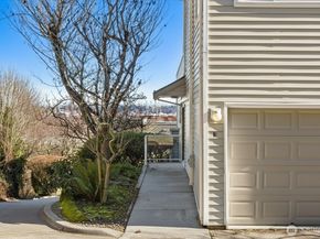 2325 Harbor Avenue SW B1, Seattle WA 98126