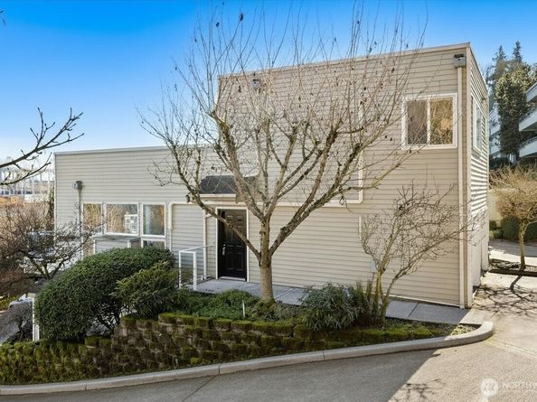 2325 Harbor Avenue SW B1, Seattle WA 98126
