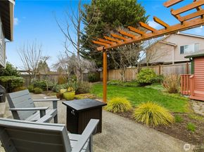 5304 Nathan Loop SE, Auburn WA 98092