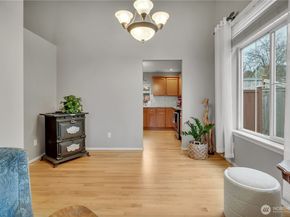 5304 Nathan Loop SE, Auburn WA 98092