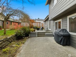 5304 Nathan Loop SE, Auburn WA 98092