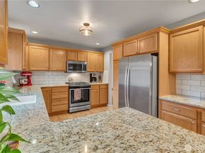 5304 Nathan Loop SE, Auburn WA 98092