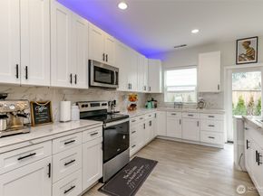 38030 41st Place S, Auburn WA 98001