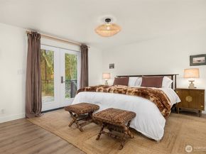 1524 Toe Jam Hill Road NE, Bainbridge Island WA 98110