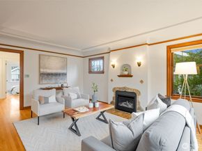 7740 18th Avenue NE, Seattle WA 98115