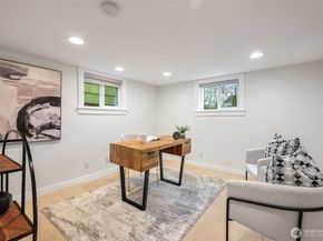 7740 18th Avenue NE, Seattle WA 98115