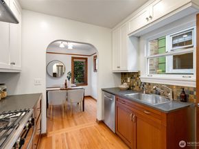 7740 18th Avenue NE, Seattle WA 98115