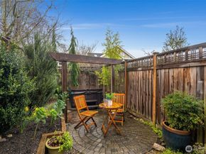 7740 18th Avenue NE, Seattle WA 98115