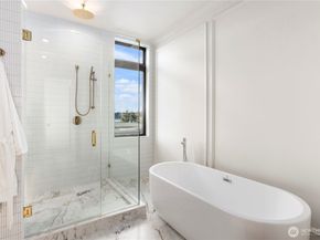 7116 NE 119th pl, Kirkland WA 98034