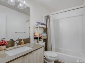 4805 B Delridge Way SW, Seattle WA 98106