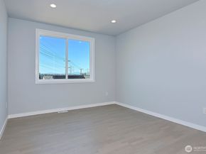 4524 12th Avenue S, Seattle WA 98108