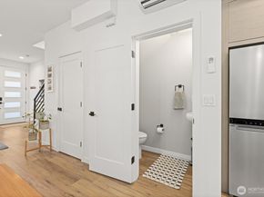 4203 SW Raymond Street, Seattle WA 98136