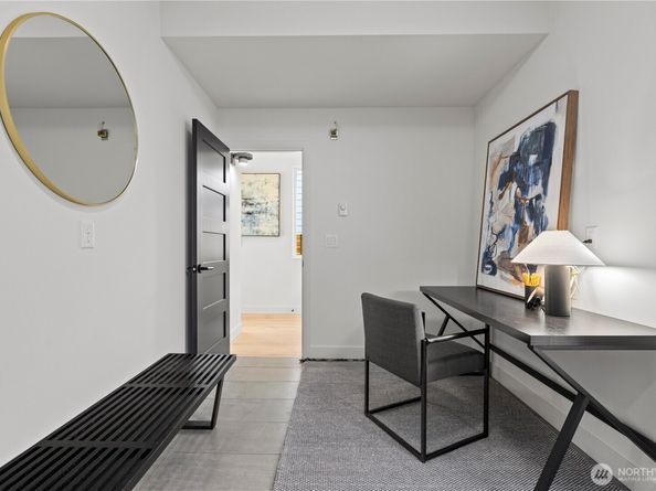 2562 30th Avenue W, Seattle WA 98199