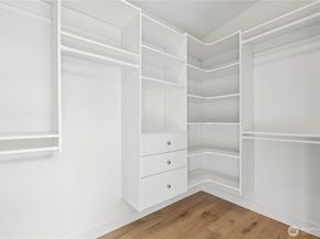 2562 30th Avenue W, Seattle WA 98199