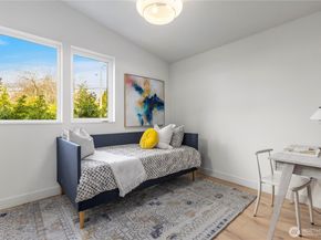 2562 30th Avenue W, Seattle WA 98199