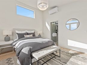 2562 30th Avenue W, Seattle WA 98199