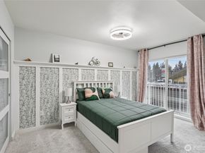 11532 15th Avenue NE 202, Seattle WA 98125