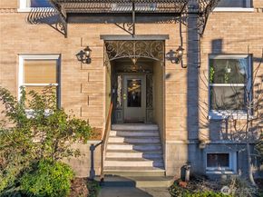 1726 15th Avenue 14, Seattle WA 98122