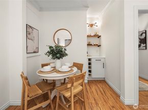 1726 15th Avenue 14, Seattle WA 98122