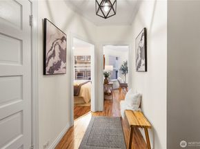 1726 15th Avenue 14, Seattle WA 98122