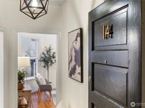 1726 15th Avenue 14, Seattle WA 98122