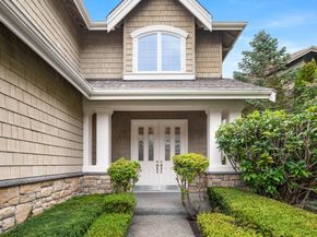818 S 36th Place, Renton WA 98055