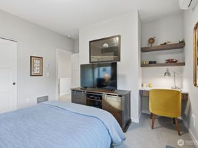 229 NE 185th Street, Shoreline WA 98155