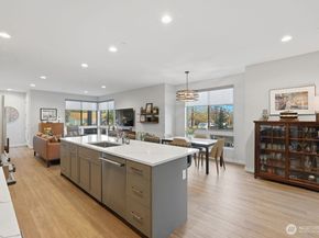 229 NE 185th Street, Shoreline WA 98155