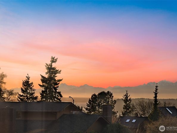 4503 78th Place SW, Mukilteo WA 98275