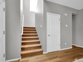 16761 Woodside Drive SE, Renton WA 98058