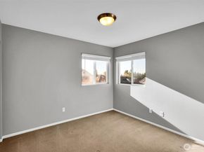 16761 Woodside Drive SE, Renton WA 98058