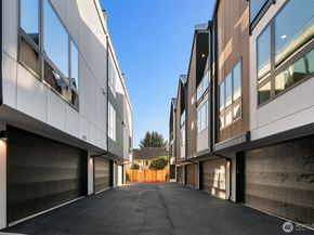 413 99th Avenue NE, Bellevue WA 98004