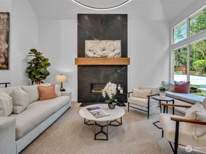 8402 SE 53rd Place, Mercer Island WA 98040