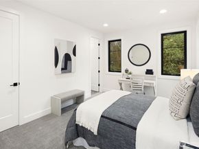 4216 83rd Avenue SE, Mercer Island WA 98040