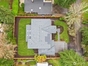 4216 83rd Avenue SE, Mercer Island WA 98040