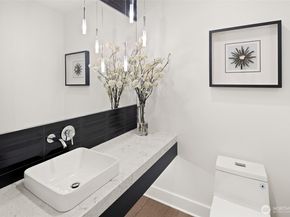 4216 83rd Avenue SE, Mercer Island WA 98040