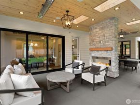 4216 83rd Avenue SE, Mercer Island WA 98040