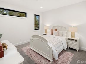 4216 83rd Avenue SE, Mercer Island WA 98040