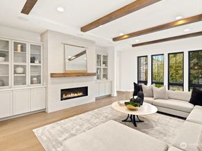 4216 83rd Avenue SE, Mercer Island WA 98040