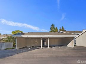 11104 NE 68th Street A103, Kirkland WA 98033