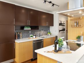 500 5th Avenue W 705, Seattle WA 98119