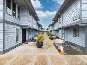 10001 NE 12th ST 110, Bellevue WA 98004