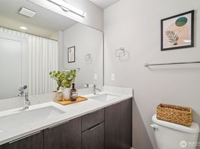 4908 S Willow Street B, Seattle WA 98118