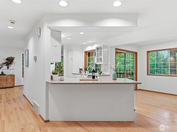 11647 29th Avenue SW, Burien WA 98146