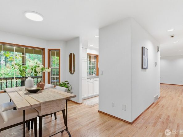 11647 29th Avenue SW, Burien WA 98146