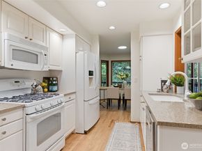 11647 29th Avenue SW, Burien WA 98146