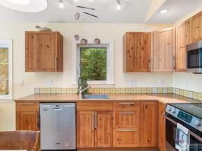 18464 47th Place NE, Lake Forest Park WA 98155