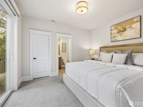 5207 Isola Place NW, Issaquah WA 98027